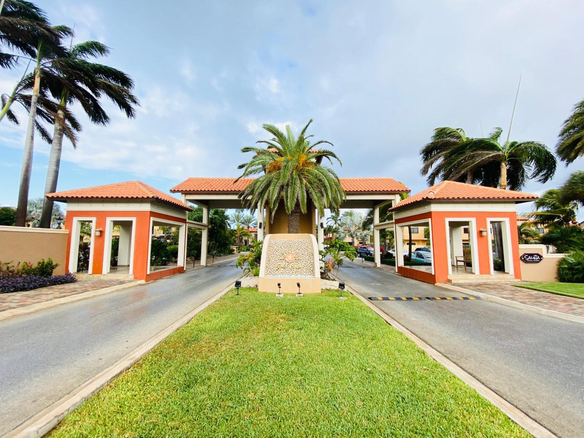 Villa Casa Azure Aruba Palm Beach Exterior foto